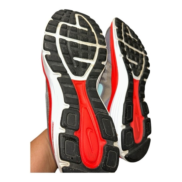 Nike Dual Fusion  Women's Gray and Red Running Shoes size 7.5 - Picture 5 of 12